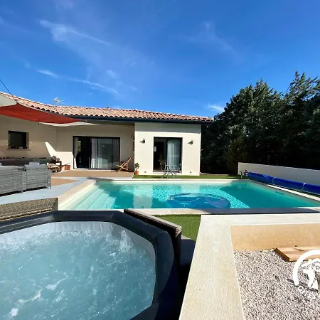 Bed & Breakfast Les Garrigues Ensoleillees 3*