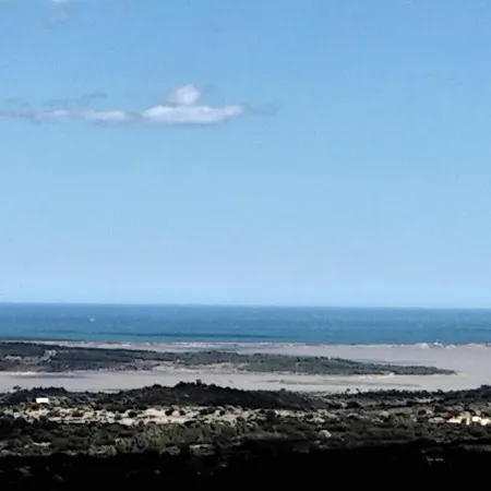 Les Garrigues Ensoleillees Bed & Breakfast *