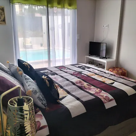 Bed & Breakfast Les Garrigues Ensoleillees Treilles