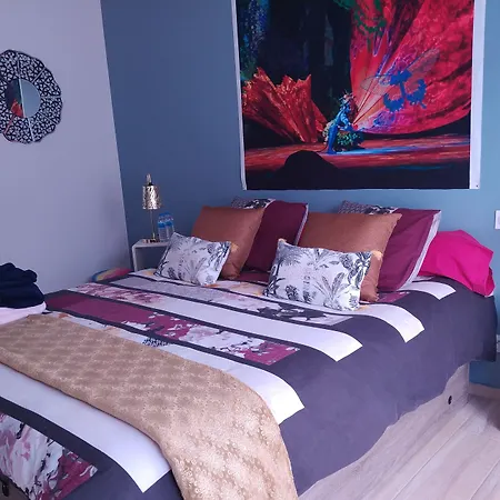 Les Garrigues Ensoleillees Bed & Breakfast
